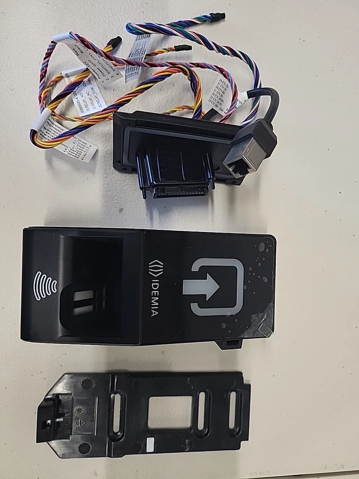 IDEMIA SIGMA Lite+ Biometric, Card Reader Embedded RFID, HID iClass MPH-AC001B - Image 1 of 1