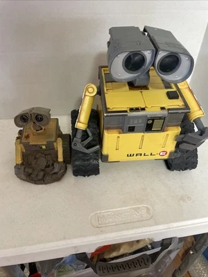 Disney Pixar Wall-E Thinkway Robot Animated RC Toy NO Remote Control - Image 1 of 4