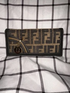 Cartera de lona Fendi Zucca - Imagen 1 de 9