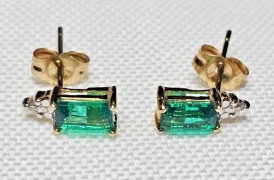 10K Yellow Gold Lab-Created Emerald & Diamond Earrings Estate 0.77 Grams - Image 1 of 4