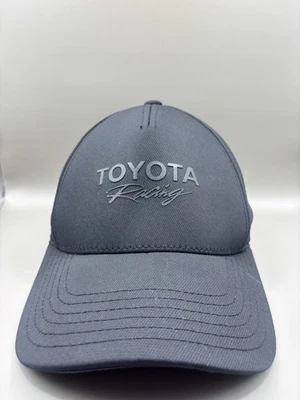 Gorra con correa negra para autos Toyota Racing  Foto 1 de 4