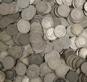 2x ROLLS ( 80 ) LIBERTY HEAD " V " NICKELS USA 5c - AVERAGE CIRCULATED CONDITION - Picture 1 of 1