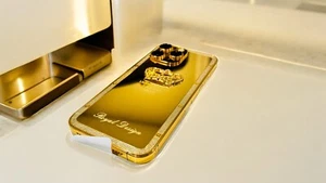 24k Gold Apple iPhone 16 Pro Max Engraved Diamonds UNLOCKED 512 GB Custom - Afbeelding 1 van 7
