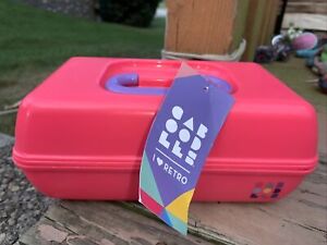 New Caboodles Pretty In Petite Stay Retro Cosmetic Case Pink