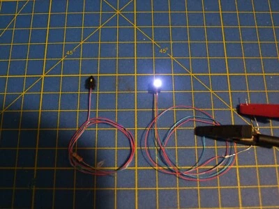 HOBRICOLETRAINMODELISME Lot de 2 ou 4 lanternes LED éclairage arrière locomotive vapeur JOUEF HO