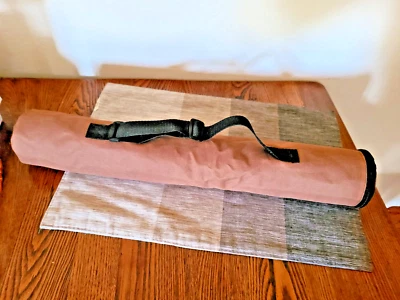 Weighted Chess Set - roll-up Board and Carry Bag Nice - Image 1 of 4