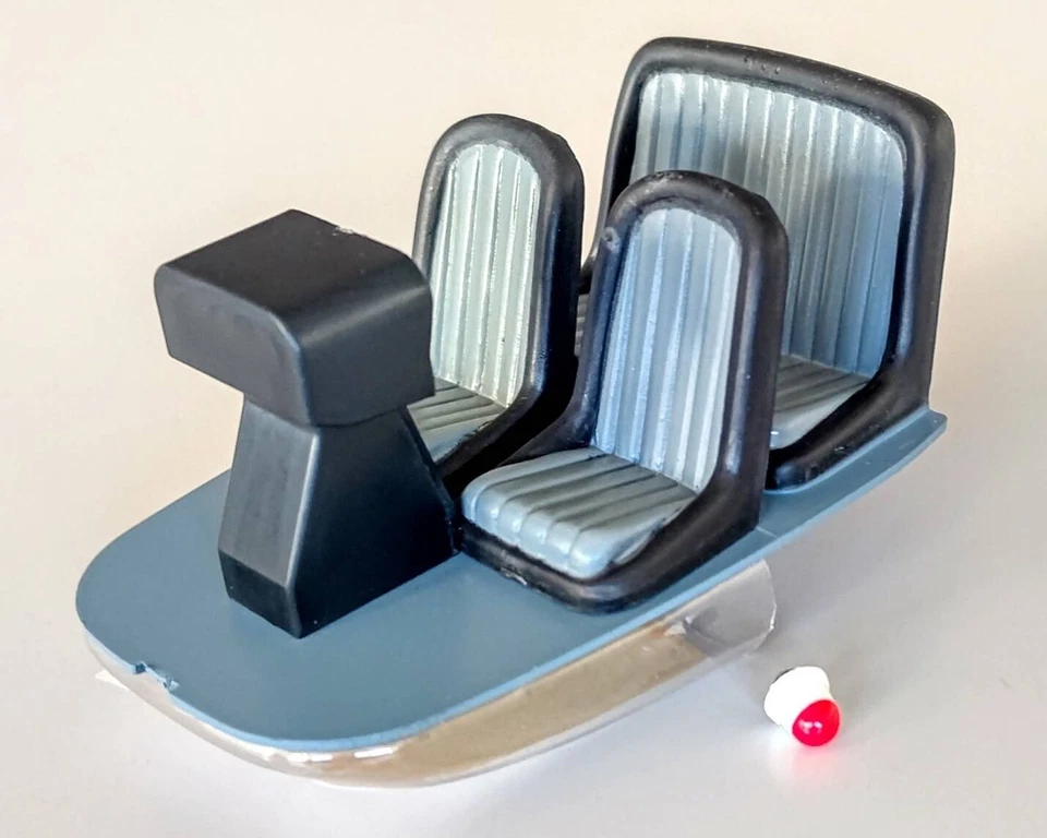 0301031 XRB Lama Cockpit Hirobo Radio Control Helicopter 0301-031 New In Package - Image 1 of 1