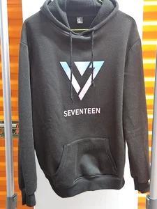 Sudadera con Capucha Negra BTS Diecisiete Talla M Banda K-Pop Nombres de Miembros en la Espalda  - Imagen 1 de 17