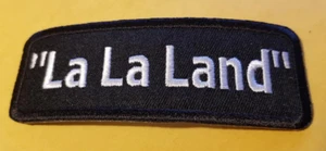 Parche bordado La La Land aprox. 1,5" x 4" - Imagen 1 de 3