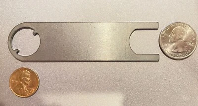 Llave inglesa tipo O 2 clavijas pequeña - Apertura 18,5 mm con distancia de dientes de 13,5 Foto 1 de 4