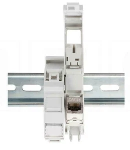 RJ45 Keystonehalter 1-fach für Hutschiene mit Cat6A SLIM Modul Werkzeuglos - Bild 1 von 7