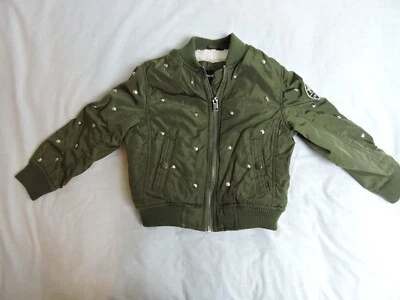 Chaqueta Bomber Diesel Niñas Adornada Tachonada Talla 5/6 Verde Ejército Imitación Piel de Oveja Foto 1 de 4