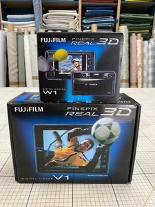Fujifilm V1 3D Lenticular Viewer & Fuji W1 Finepix Real 3D Stereoscopic Camera - Picture 1 of 19