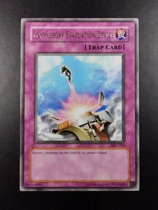 YUGIOH 2004 | COMPULSORY EVACUATION DEVICE | IOC-103 | NA PRINT | RARE | NM - Bild 1 von 4