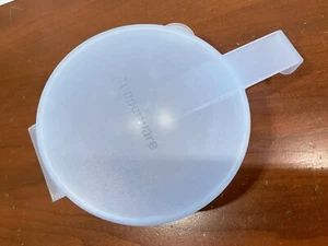 Nuovo Tupperware Forget Me Not Custode di pomodori/cipolle (5105A) blu chiaro - Foto 1 di 2