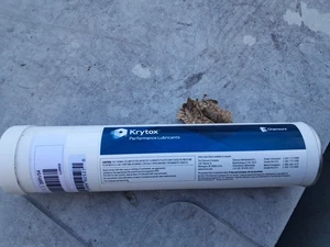 KRYTOX NRT-8906 Grease,Cartridge, 0.8kg - Picture 1 of 2