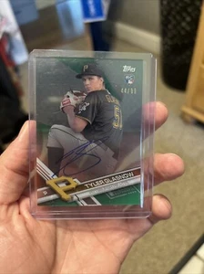 2017 Topps Clearly Authentic Green /99 Tyler Glasnow #CAAU-TGL Rookie Auto - Picture 1 of 2