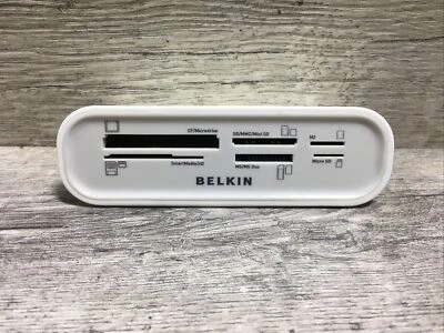 Belkin Universal FlashCard Media Reader - USB 2.0, White - F4U003-WHT L20-33 - Image 1 of 2