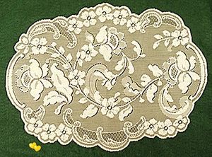 Elizabeth Placemats 14x19 Cafe Color Set Of (4)Lace Placemats Heritage Lace NWOT - Picture 1 of 1