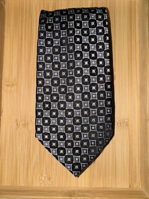 Marshall Fields Geometric Silk Tie - 62L 4.0W - Image 1 of 4