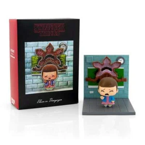 Stranger Things Eleven vs Demogorgon Diorama Figure Loot Crate 2500pcs Exclucive - Picture 1 of 2
