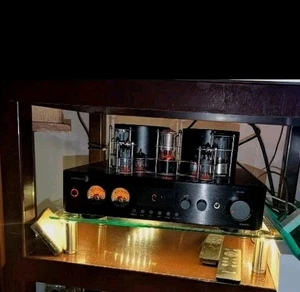 Dayton Audio HTA200 Integrated Stereo Hybrid Röhrenverstärker 200 Watt - Bild 1 von 3