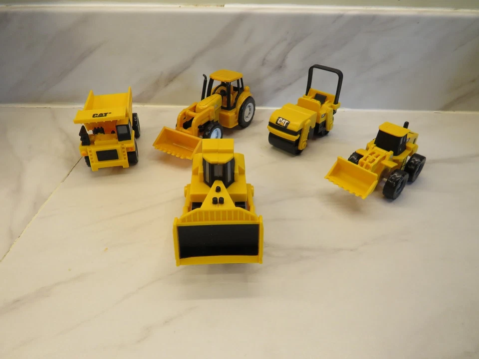 Construction Building Site Trucks Toy Vehicles Dumper Diggers Bundle CAT - Image 1 of 4