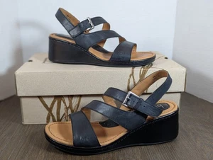 BOC Born Black Leather Strappy Wedge Sandals Womens 9 Classic Buckle Logo - Picture 1 of 13