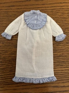 Vintage Barbie Doll Clothes: 1965 Francie Tuckered Out Nightgown #1253 B&W Tag - Picture 1 of 2