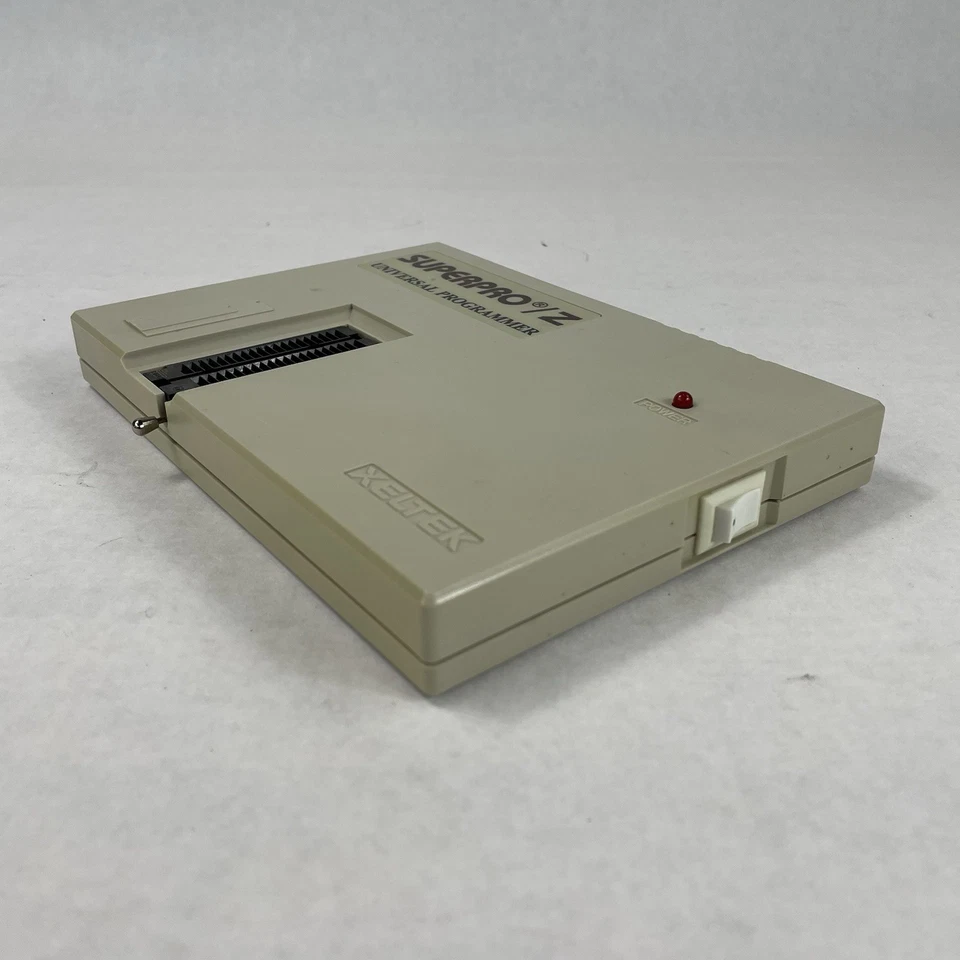 Programador universal Xeltek SUPERPRO/Z sin probar Foto 1 de 4