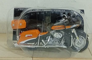 I125672 MAISTO 1/18 - Harley Davidson FLTRSEI Screamin' Eagle Road Glide - Foto 1 di 4
