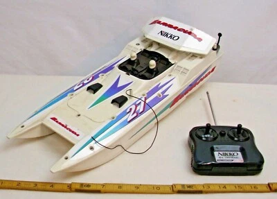 NIKKO BARRACUDA SPEED BOAT RADIO CONTROLLED RC WITH CONTROLLER - Image 1 of 4