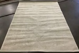 IVORY / BEIGE 6'-0" x 9'-0" Flaw in Rug, Reduced Price 1172671395 ADR108E-6 - Picture 1 of 4