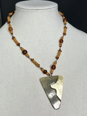 Juego de collar y pendiente cuentas de madera y acrílico acento de carcasa grande bohemio hippie Foto 1 de 4