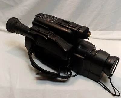 Canon Canovision E60 8mm Video Camcorder - Spares Or Repair, Prop - Image 1 of 4