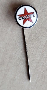 Vintage Caltex Texaco Texas Company Oil Fuel Petrol stick pin badge - Picture 1 of 2