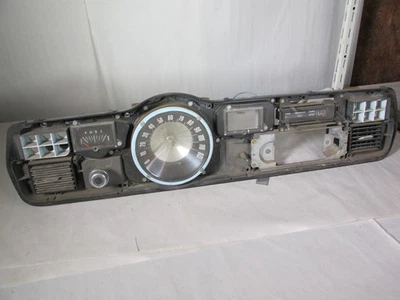 Cuadro de instrumentos velocímetro Mercury Monterey Montclair Park Lane 68 Foto 1 de 4