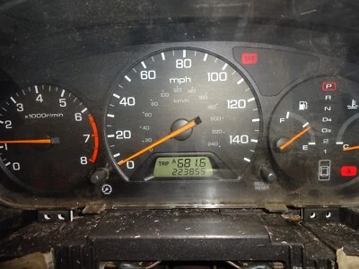 1998 -2002 Honda Accord Speedometer Head Cluster OEM S84, 78100-A700 A7 AUTO - Image 1 of 4