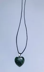 Ruby In Zoisite Heart shape pendant on a wax cord with free organza bag - Picture 1 of 4