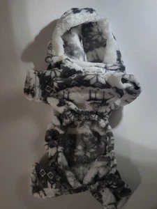 Small Dog or Cat jumpsuit - Picture 1 of 11
