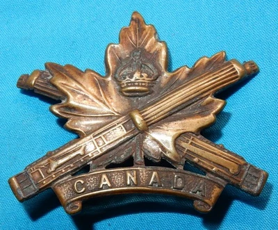 WW1 CMGC CUERPO CANADIENSE DE AMETRALLADORA GORRA MILITAR INSIGNIA GENUINA PRIMERA GUERRA MUNDIAL Foto 1 de 2
