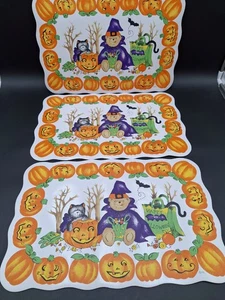 Lot Of 3 VTG Town & Country Halloween Vinyl Placemats Wizard Bear 17321HVM - Picture 1 of 7