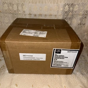 Medline D407 SERIE UMMANTELTES SAUGKATHETER-SET 8 Fr Menge: 50 - Bild 1 von 2