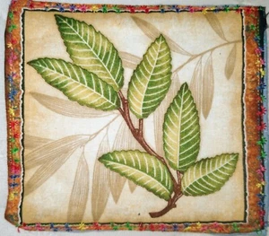 Handmade Quilted Beautiful Table Topper Mat Stitched 5.5 x 5 - Picture 1 of 2