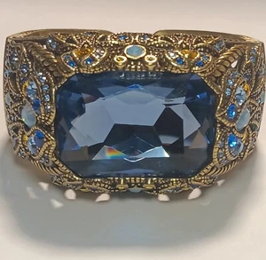 HEIDI DAUS IRRESISTIBLE Impressions Blue Iris Crystal Cuff Statement Bracelet 7" - Picture 1 of 8