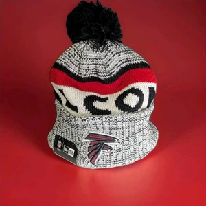 New Era NFL Atlanta Falcons Beanie Pom Knit Hat Black Red White New - Picture 1 of 5