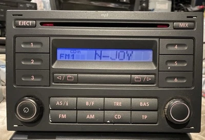 Org. Blaupunkt VW RCD200 Autoradio 6Q0035152B + Code Geprüft Voll Funktionsfähig - Bild 1 von 4