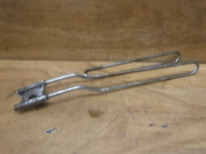 1969 69 HONDA CL350 CL 350 OEM FRONT BRAKE CABLE LINE HOLDER STAY BRACKET !!@@! - Picture 1 of 12