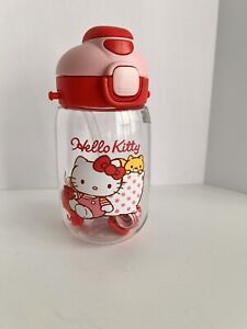Bouteille d'eau Hello Kitty