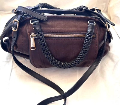 Bolso de Hombro Gryson Skye Marrón Cuero Suave Flexible con Borde de Cuero Negro Bolso de Mano Foto 1 de 4